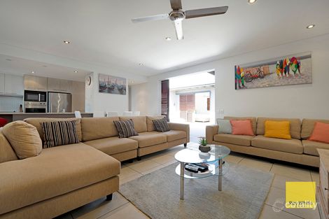 Property photo of 4/4 Ocean Beach Drive Agnes Water QLD 4677