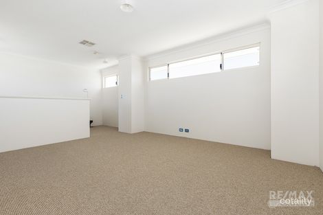 Property photo of 30 Loggerhead Road Alkimos WA 6038