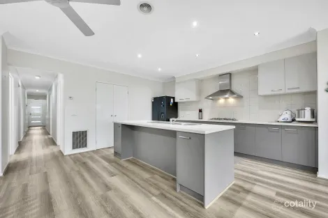 Property photo of 11 Brinbrook Street Tarneit VIC 3029