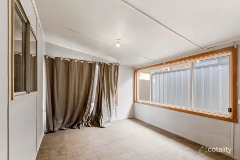 Property photo of 28 Bentley Road Colyton NSW 2760