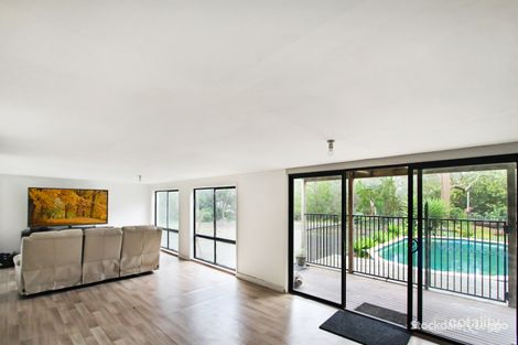 Property photo of 357 Whitelaws Track Yinnar South VIC 3869