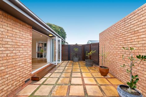 Property photo of 2/49 Oakleigh Road Carnegie VIC 3163