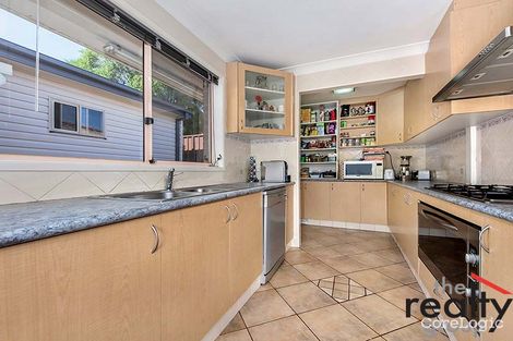 Property photo of 24 Hydrangea Place Macquarie Fields NSW 2564