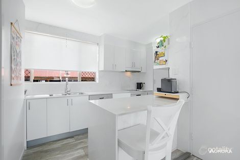Property photo of 1/56 Pembroke Road Coorparoo QLD 4151