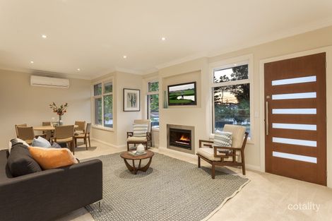 Property photo of 2 Banool Quadrant Doncaster East VIC 3109