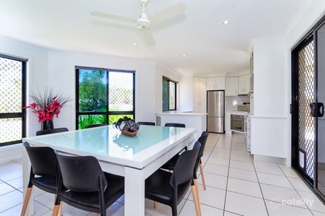 Property photo of 9 Links Court Kin Kora QLD 4680