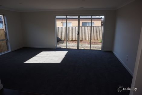 Property photo of 19 Oliver Way Maddingley VIC 3340