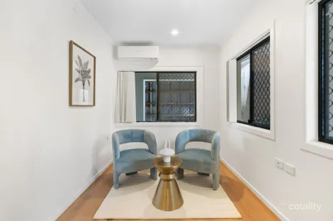 Property photo of 3 Coolabah Crescent Bridgeman Downs QLD 4035