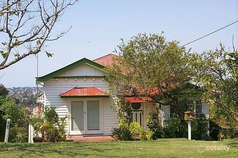 8 Corner St, Grange, QLD 4051