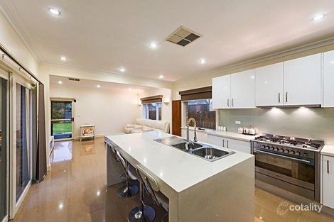 Property photo of 5 Lindsay Street Reservoir VIC 3073