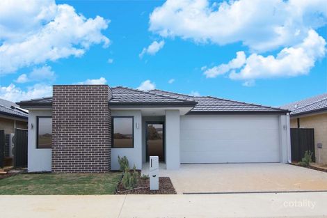 27 Leighfield Rd, Hilbert, WA 6112