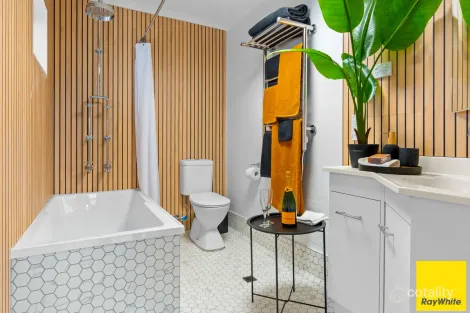 7/7 Vivian Cl, Westcourt, QLD 4870