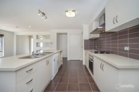 Property photo of 16 Mitchell Street Warrnambool VIC 3280