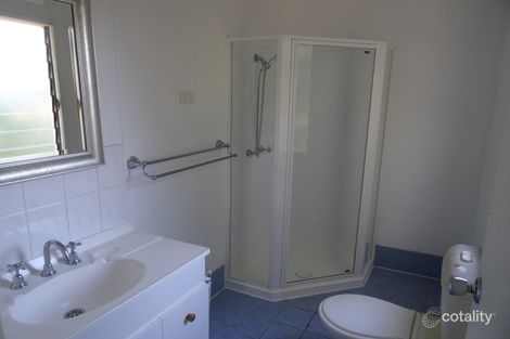 Property photo of 2/37 Fifth Avenue Sandgate QLD 4017