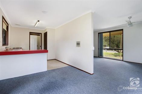 Property photo of 13 Wiltshire Crescent Wodonga VIC 3690