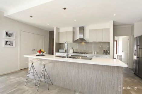 Property photo of 15 Maddingley Road Attwood VIC 3049