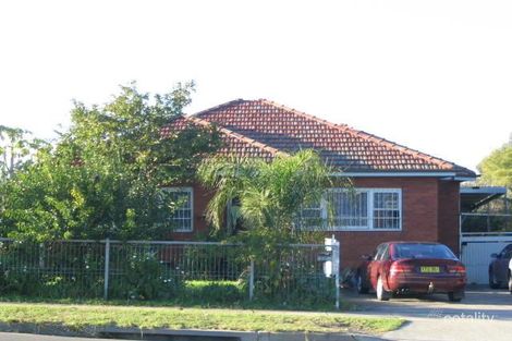 627 Smithfield Rd, Greenfield Park, NSW 2176