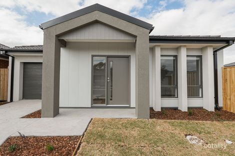 15 Handley Cres, Officer, VIC 3809