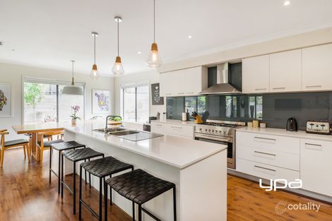 Property photo of 18 Hawkins Court Sunbury VIC 3429