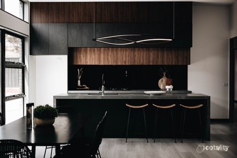 Property photo of 24 Frazer Simons Way Taylor ACT 2913