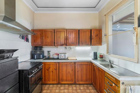 Property photo of 175 Avoca Drive Green Point NSW 2251