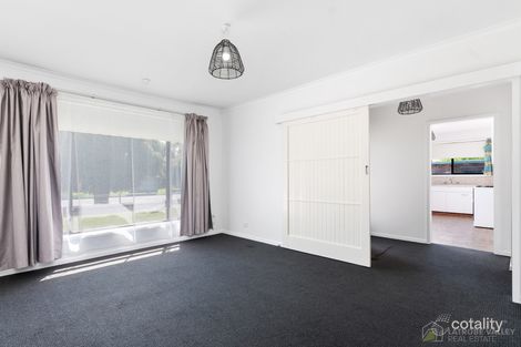 Property photo of 23 Albert Street Rosedale VIC 3847