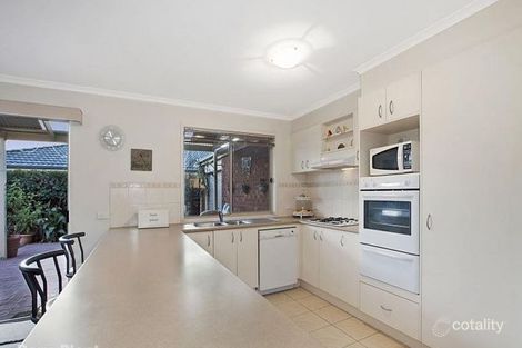 Property photo of 11 Minak Close Narre Warren South VIC 3805