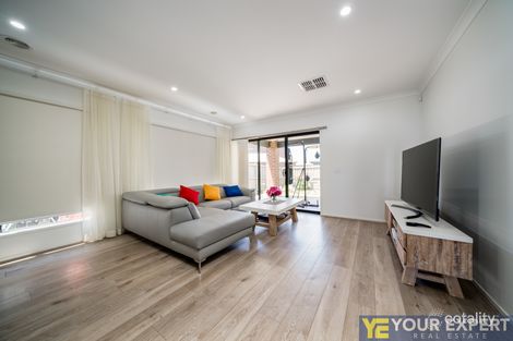 Property photo of 7 Seed Crescent Clyde North VIC 3978
