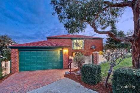 Property photo of 12 Woodview Place Knoxfield VIC 3180