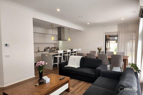 Property photo of 30 Oxbow Street Mickleham VIC 3064