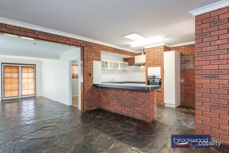 Property photo of 23 Markham Way Swan View WA 6056