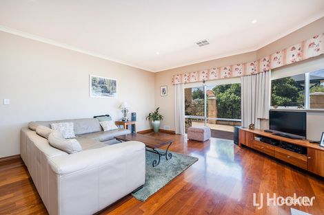 Property photo of 6 Sunset View Wannanup WA 6210