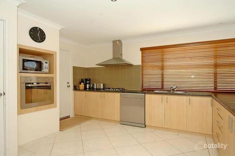 Property photo of 33 Seaspray Crescent Jindalee WA 6036