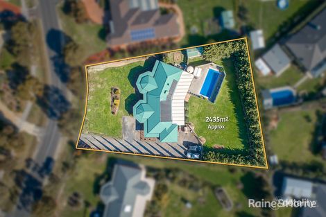 Property photo of 40 Rolling Meadows Drive Sunbury VIC 3429