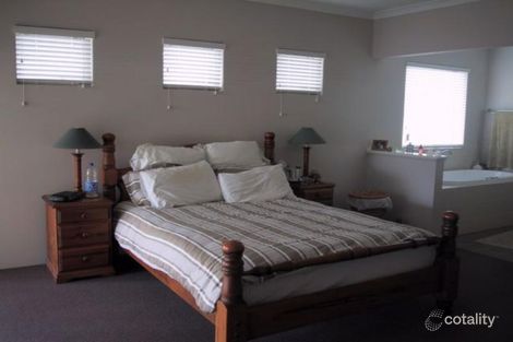 Property photo of 29 Mallee Way Gwelup WA 6018