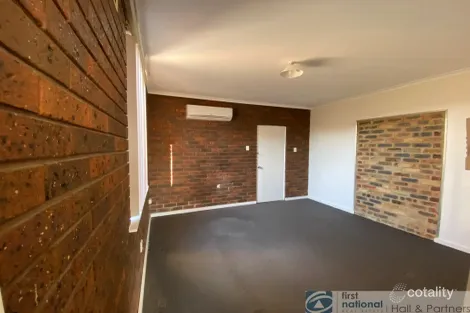 8 Stevenson Ave, Dandenong North, VIC 3175