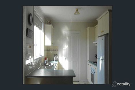 Property photo of 20 Silverbirch Rise Mill Park VIC 3082
