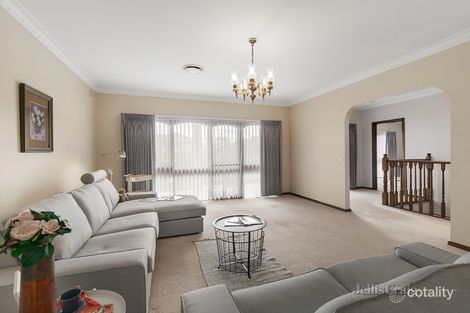 Property photo of 16 Bordeaux Street Doncaster VIC 3108