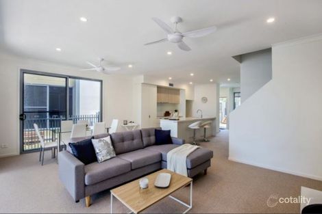Property photo of 70/3031 Panorama Drive Carrara QLD 4211