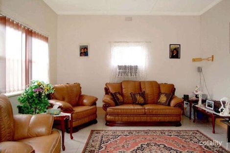 Property photo of 22 Point Cook Road Altona Meadows VIC 3028