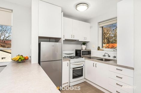 Property photo of 6/5 Westbury Grove St Kilda East VIC 3183