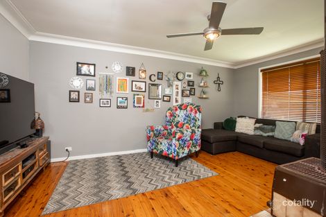 Property photo of 8 Tripp Close Thornton NSW 2322