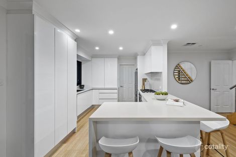 Property photo of 2 Emville Court Cheltenham VIC 3192