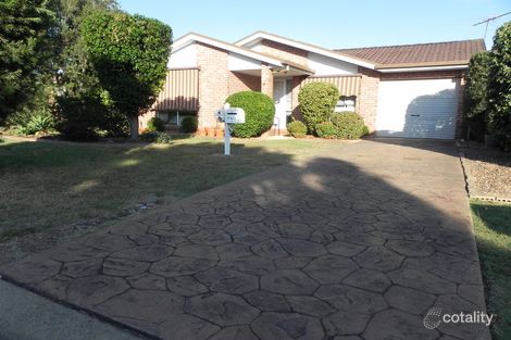 Property photo of 4 Poppy Place Macquarie Fields NSW 2564