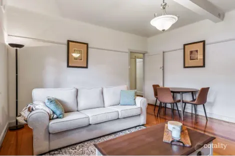 Property photo of 2/33-34 Queens Road Melbourne VIC 3004