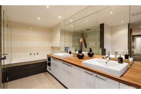 Property photo of 53 Shandon Street Mornington VIC 3931