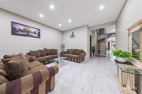 Property photo of 9 Byrock Place Hinchinbrook NSW 2168