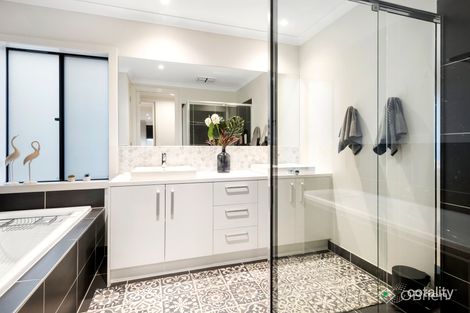 Property photo of 26 Barnett Avenue Carrum Downs VIC 3201