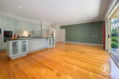 Property photo of 1/99 Bellara Drive Croydon VIC 3136