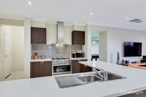 Property photo of 7 Excelsior Heights Craigieburn VIC 3064